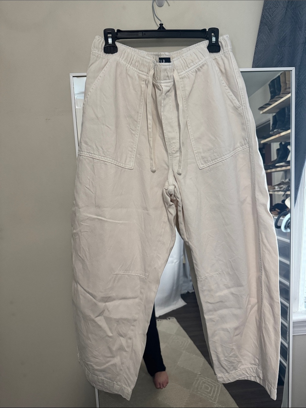 Drawstring Barrel Pants in Cream -